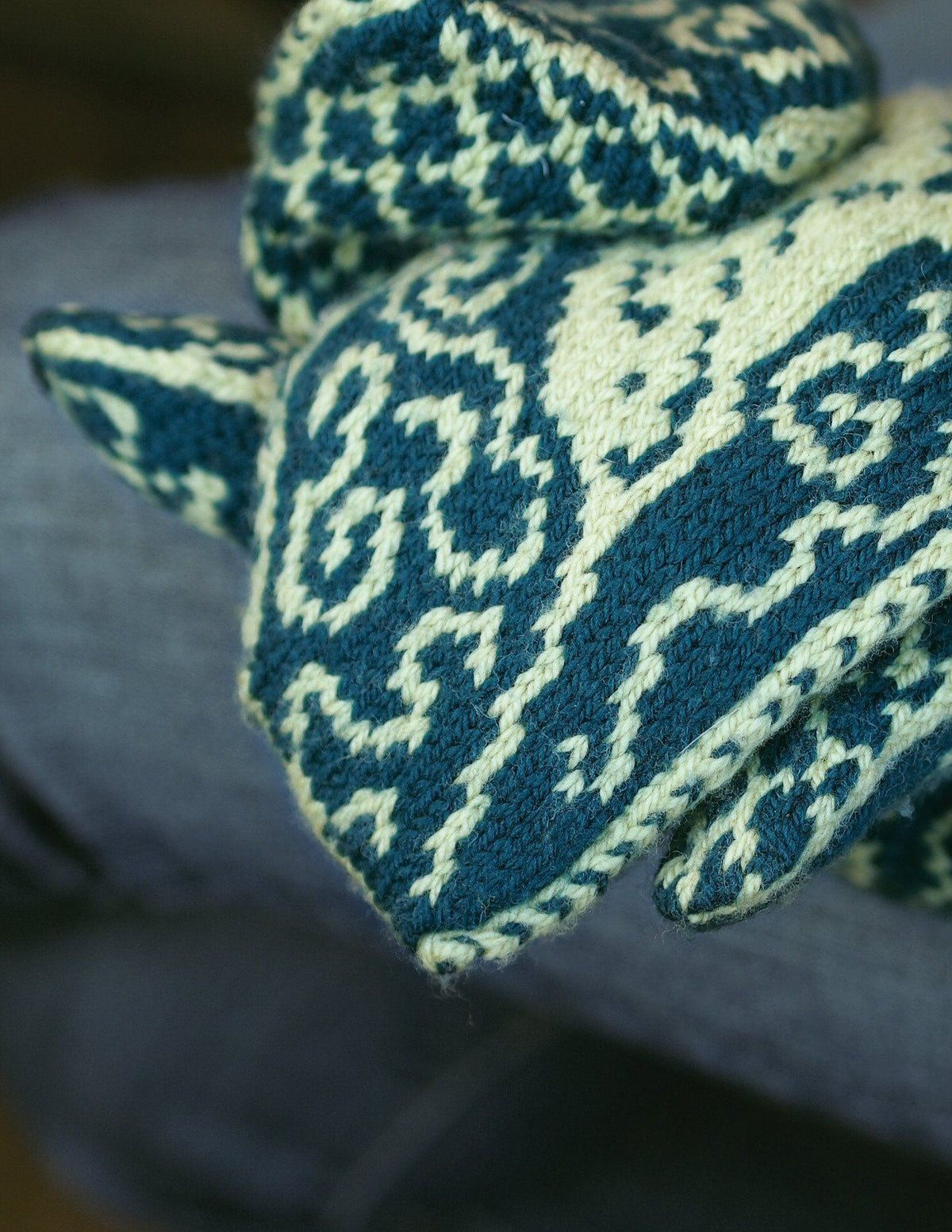 Narwhal Mittens Patterns Ysolda 