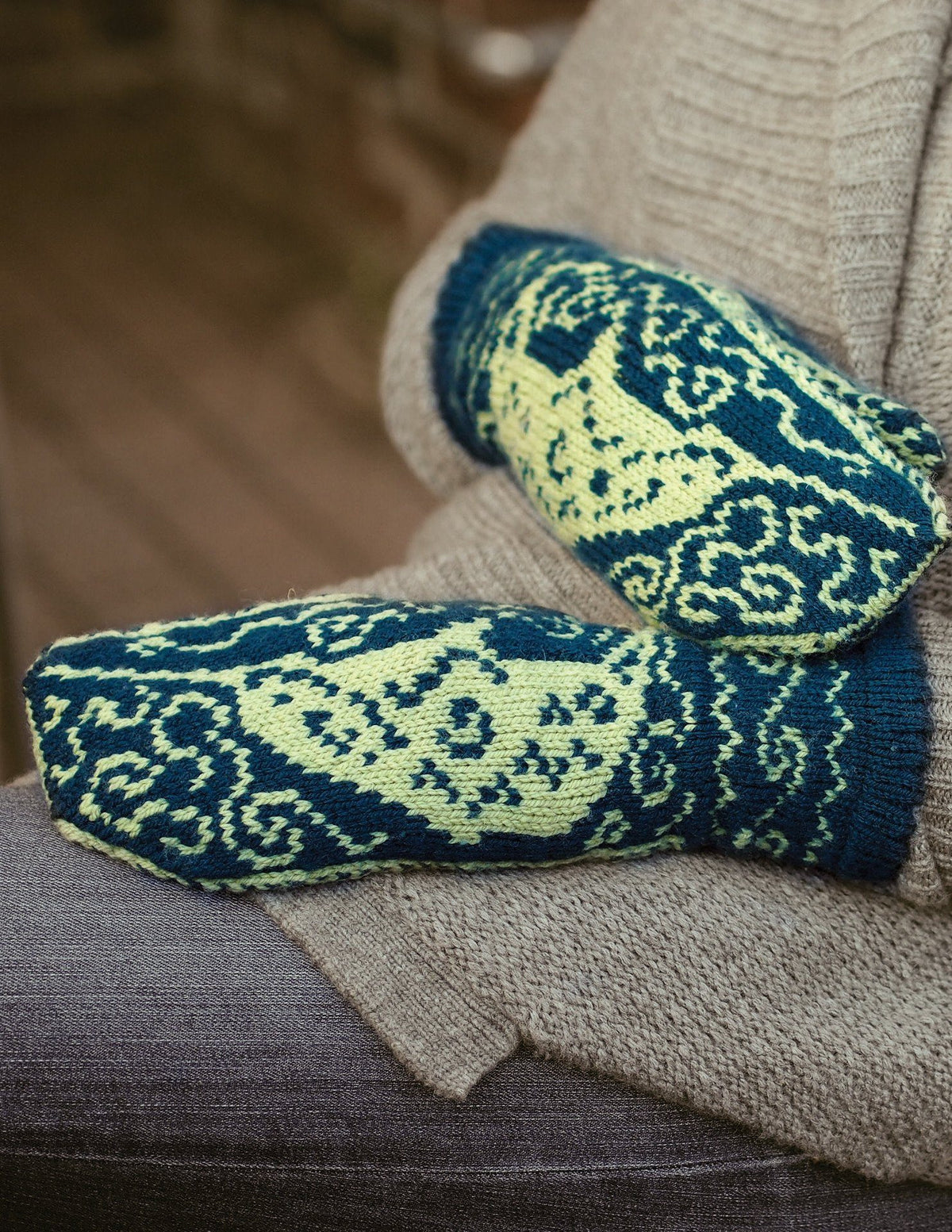 Narwhal Mittens Patterns Ysolda 