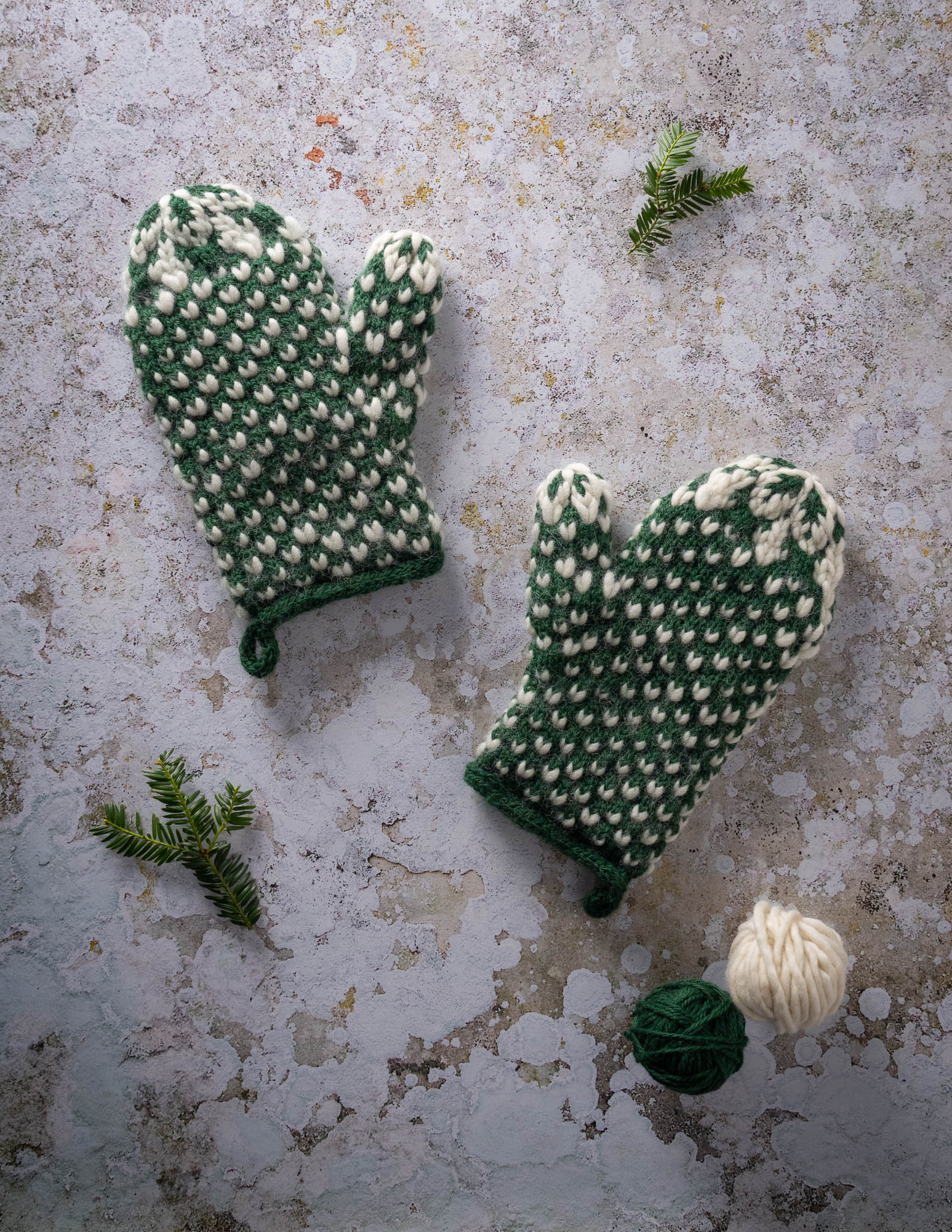 Sika Mittens