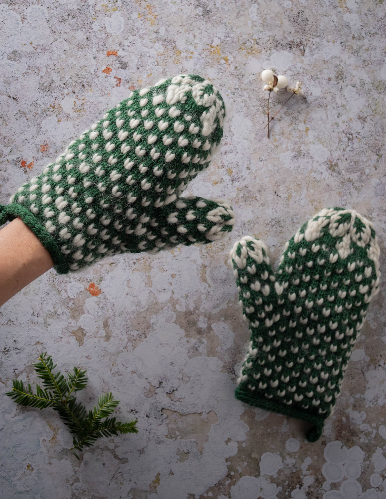 Sika Mittens