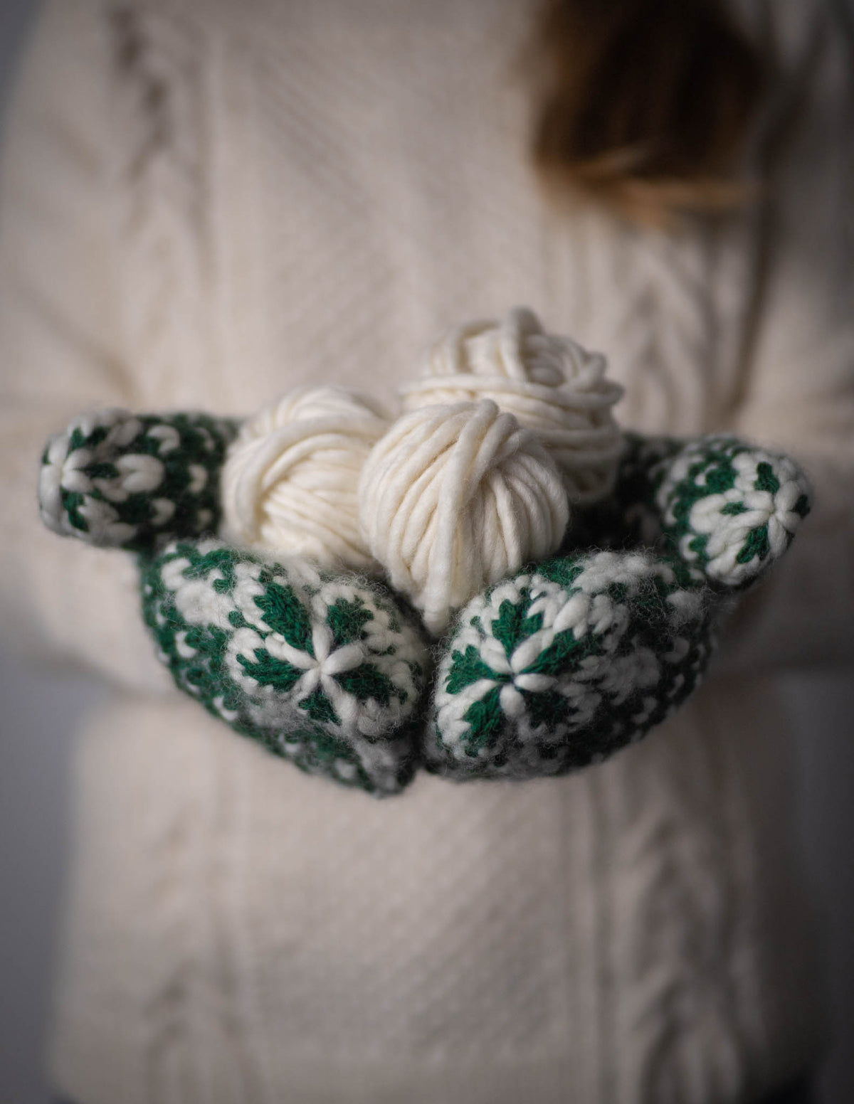 Sika Mittens